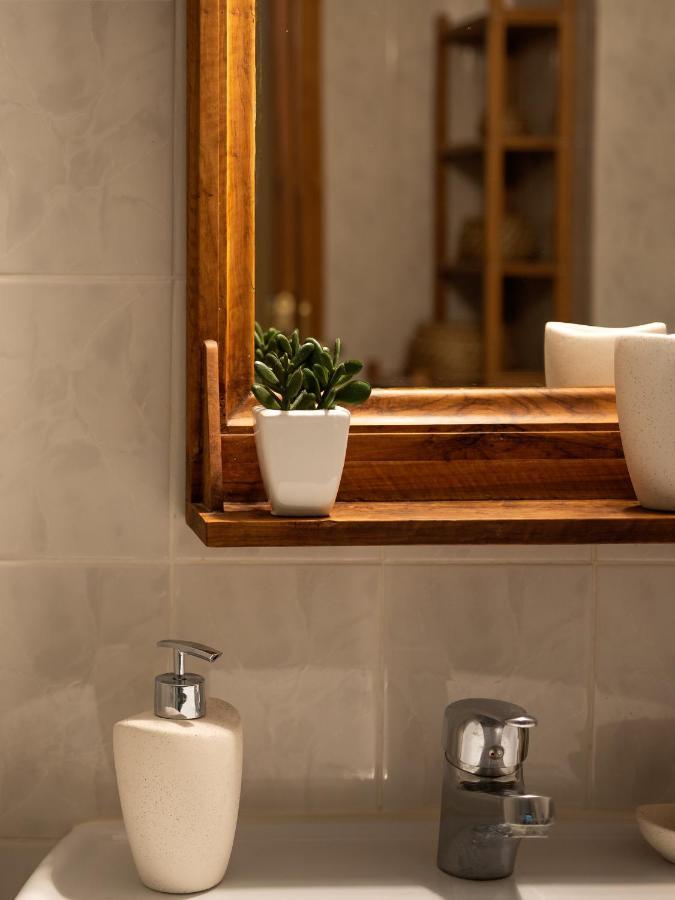 Aura Traditional Apartment Prinés Eksteriør bilde